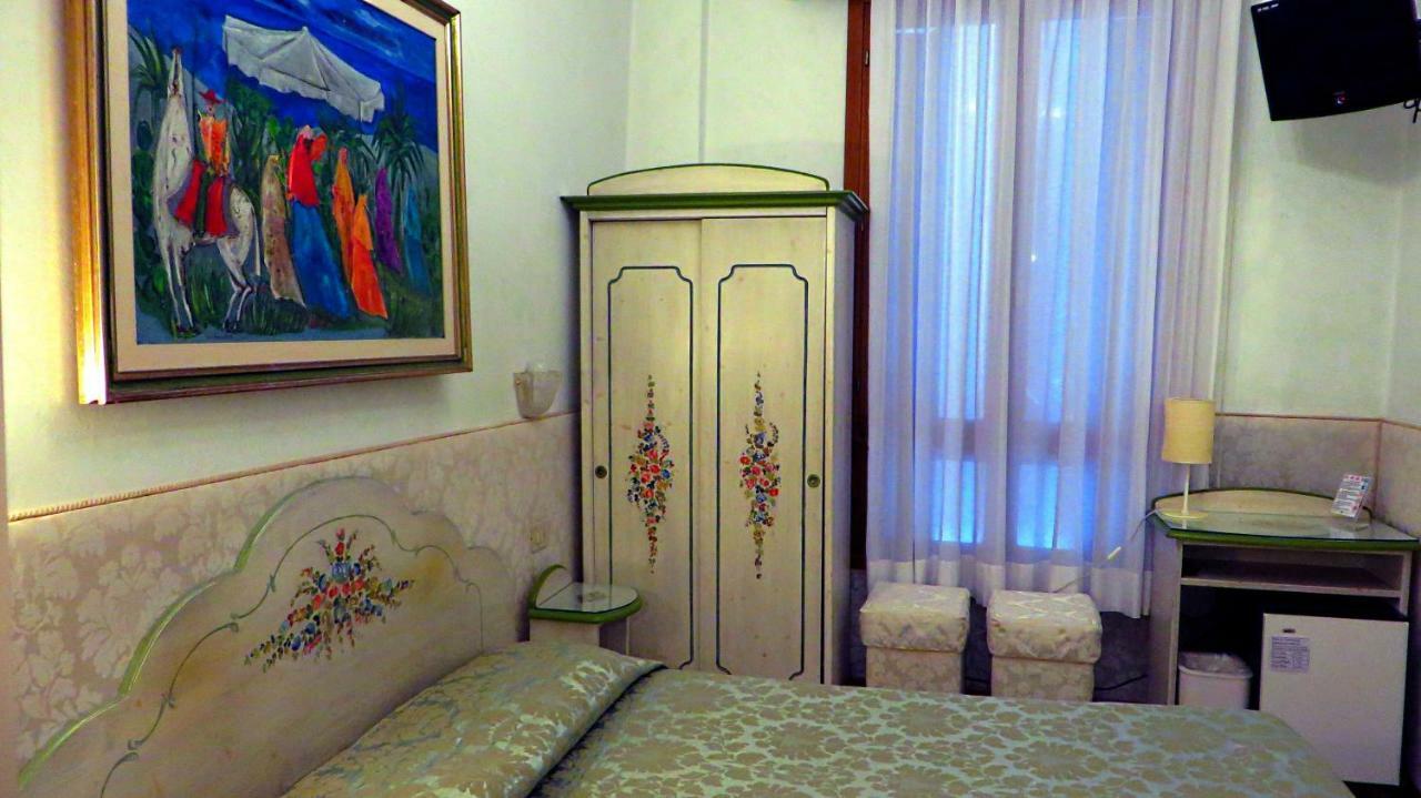 Hotel San Salvador Basic & Local 2 Stars Hotel 베니스 외부 사진