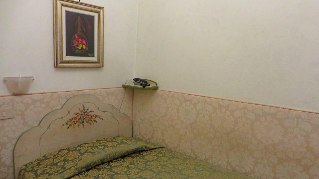 Hotel San Salvador Basic & Local 2 Stars Hotel 베니스 외부 사진